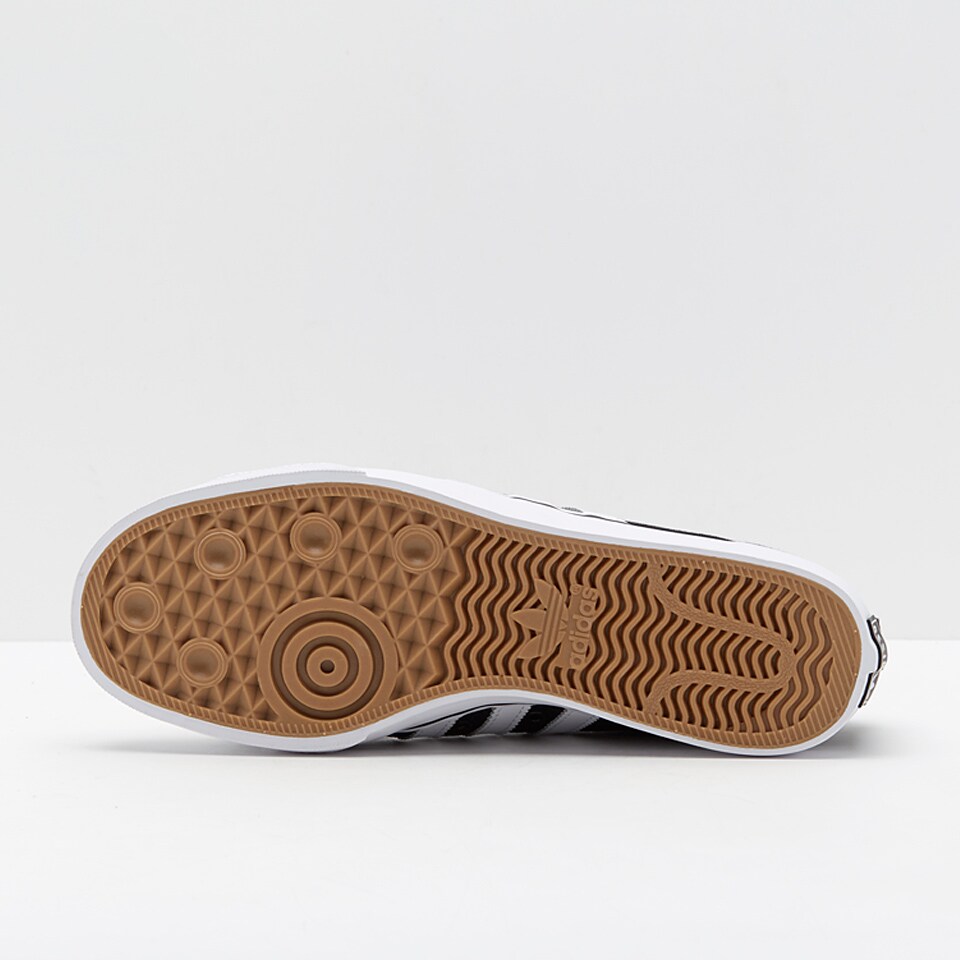 mens black adidas nizza