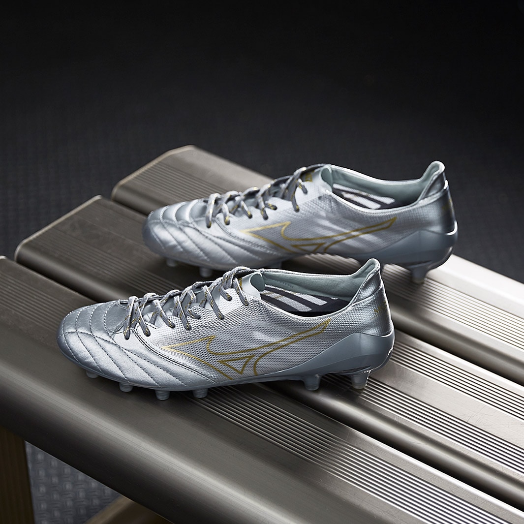 Mizuno Morelia Neo II Beta FG Silver/Gold Firm Ground Mens Boots