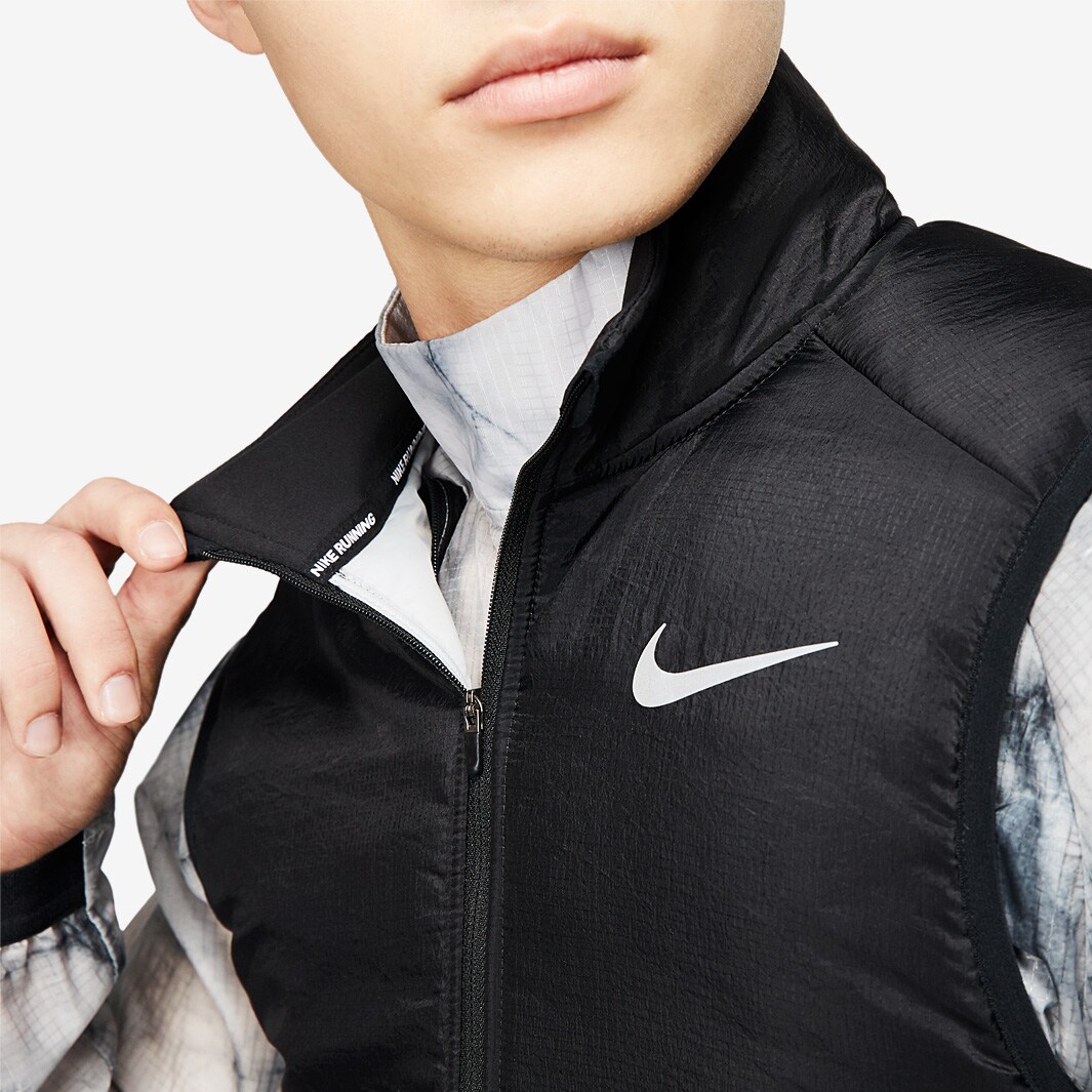 nike running aerolayer vest in black