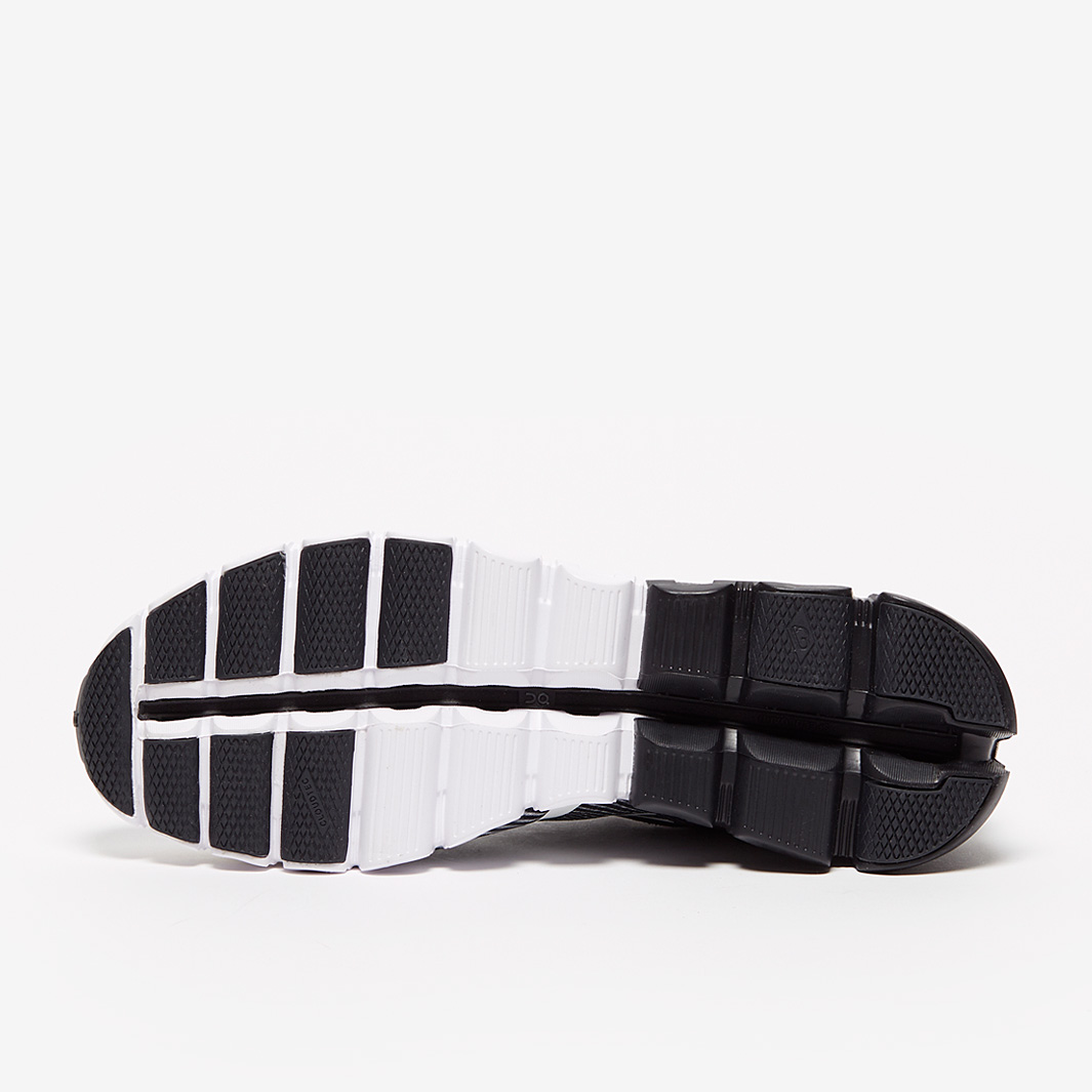 On Cloudflow Black/White Mens Shoes