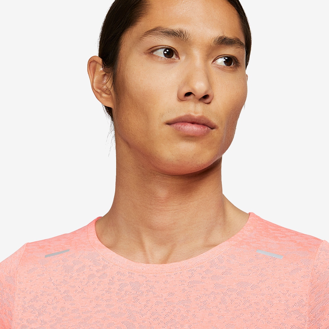 nike rise 365 run division bright mango