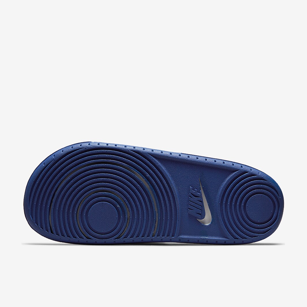 Royal blue 2024 nike slides