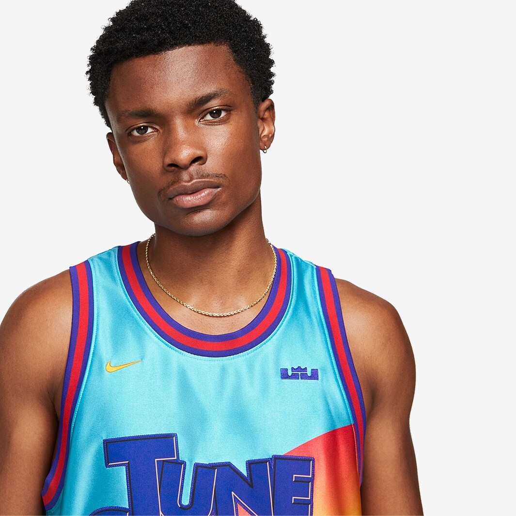 lbj tune squad jersey