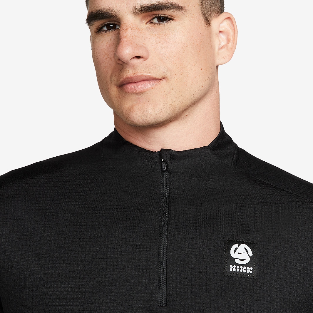 nike element wild run half zip
