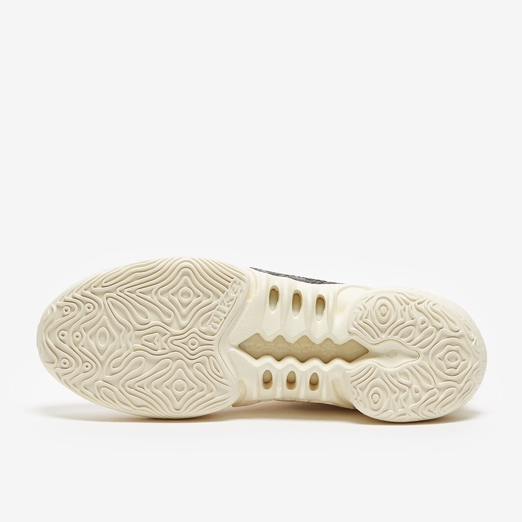 nike cosmic unity cream