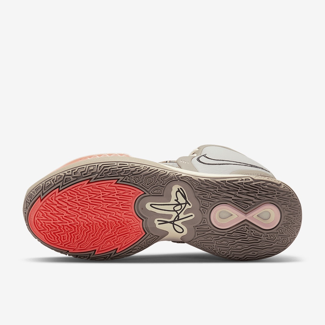 kyrie infinity moon fossil