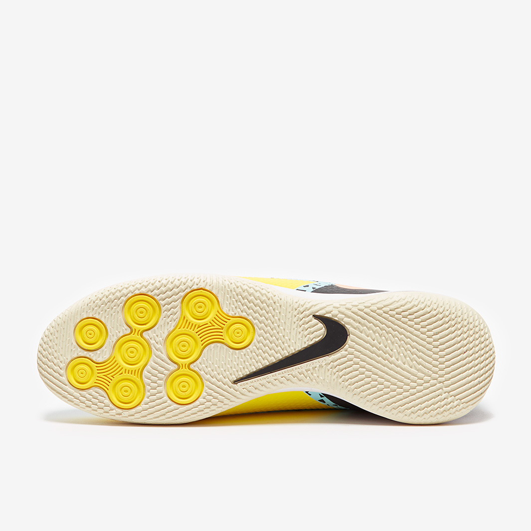 Nike Phantom GT II Academy DF IC - Glacier Ice/Black/Yellow Strike - Mens  Boots | Pro:Direct Soccer