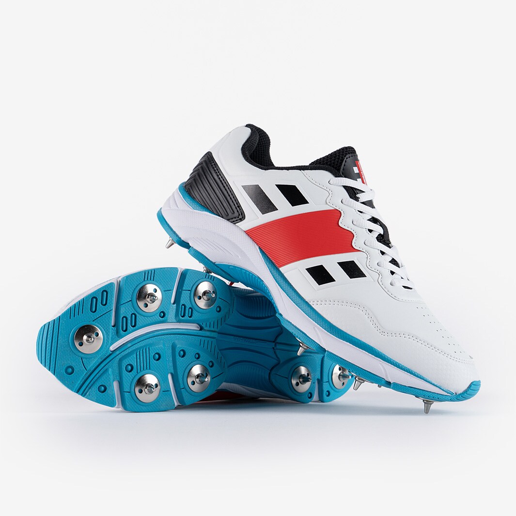 GrayNicolls Velocity 3.5 Spikes Mens Shoes ProDirect Cricket