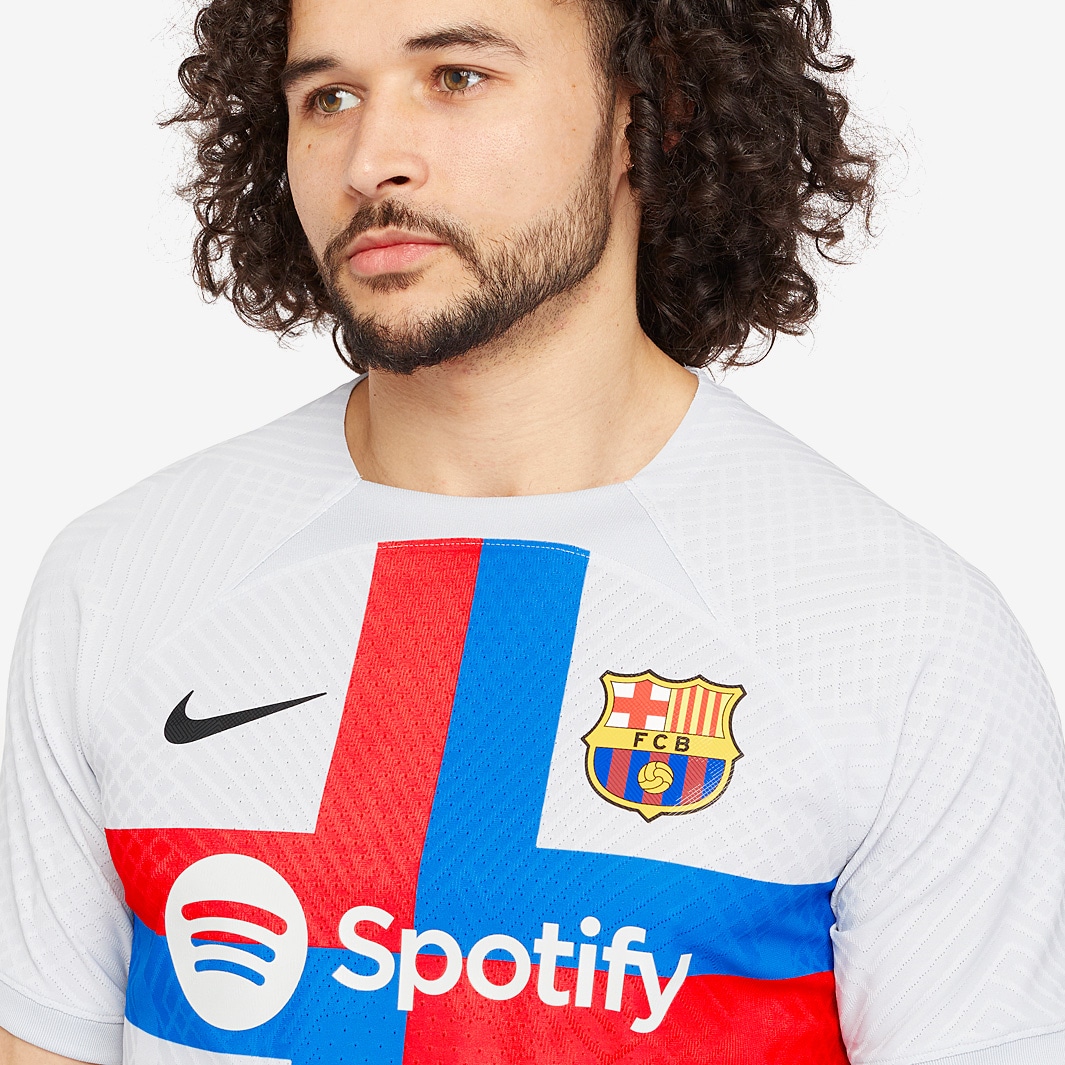 ア*ス様 FC Barcelona DRI-FIT メッシ　シリアル番号ありシャ ア*ス様 FC Barcelona DRI-FIT メッシ シリアル番号ありシャ
