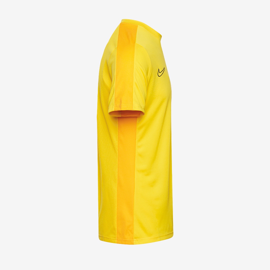 yellow nike gear