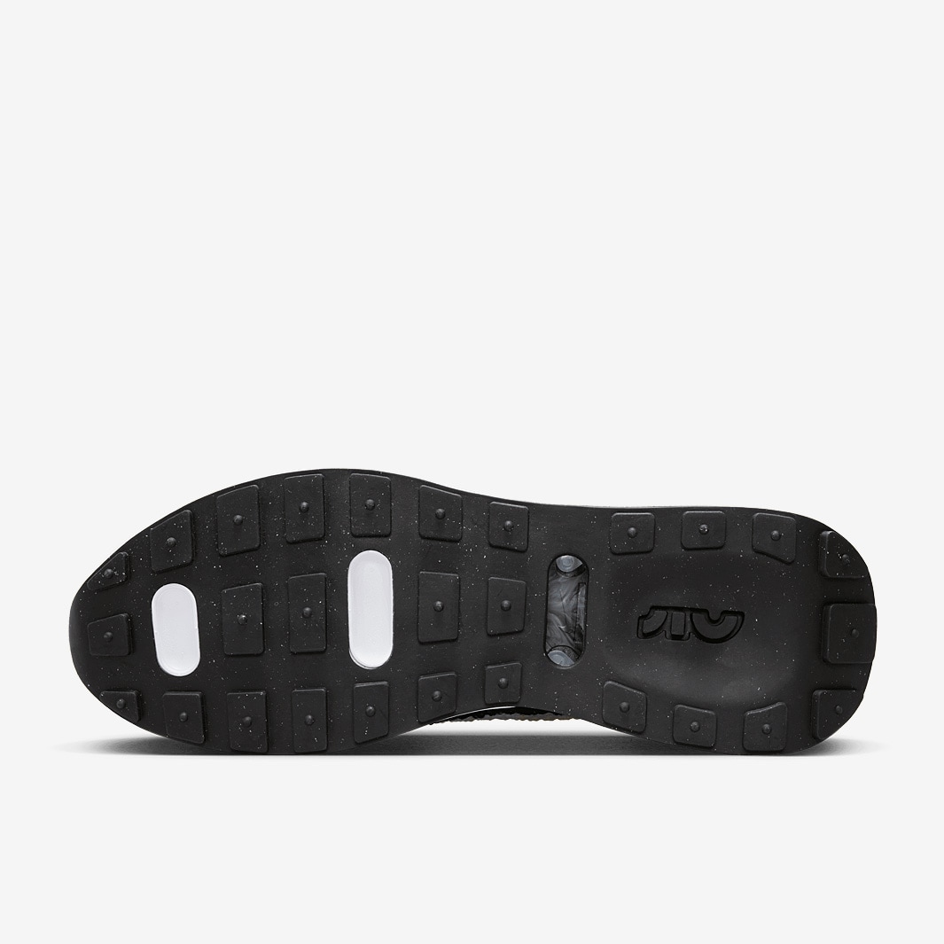 nike air max flyknit triple black