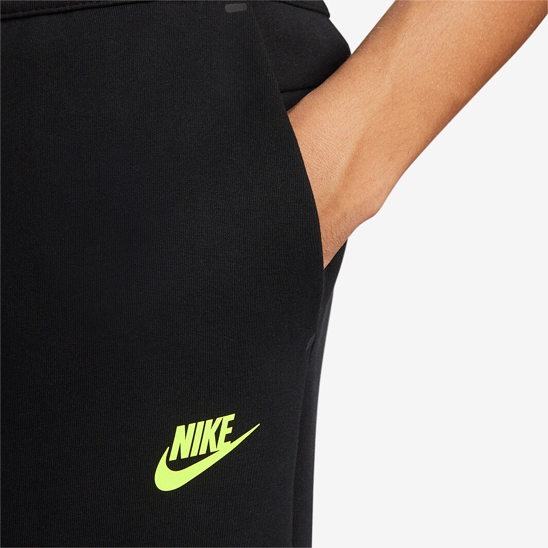 black and volt nike tech fleece