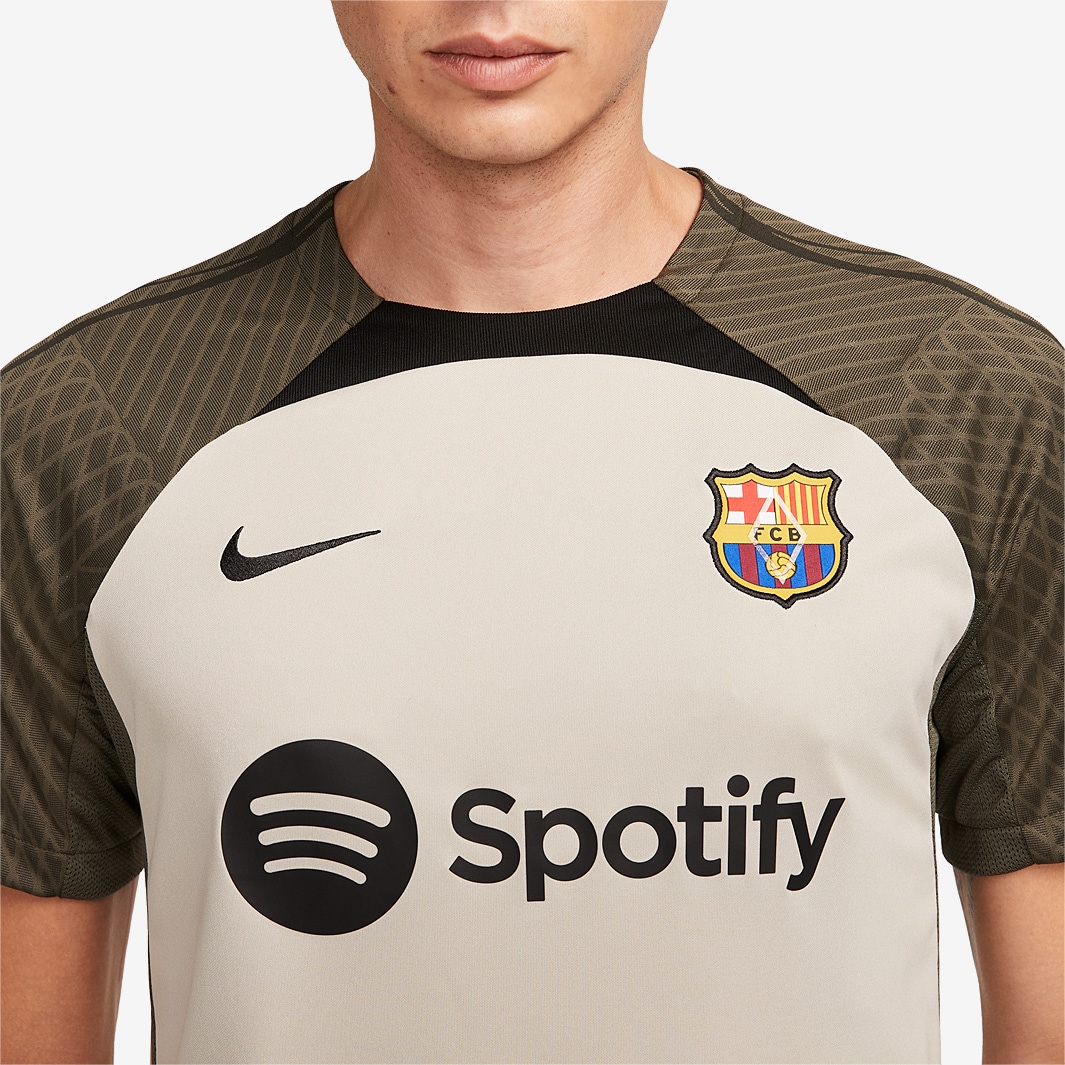 【激レア】Nike FC Barcelona DRI-FIT M F.C. Barcelona Strike Men's Nike Dri-FIT Football Drill Top
