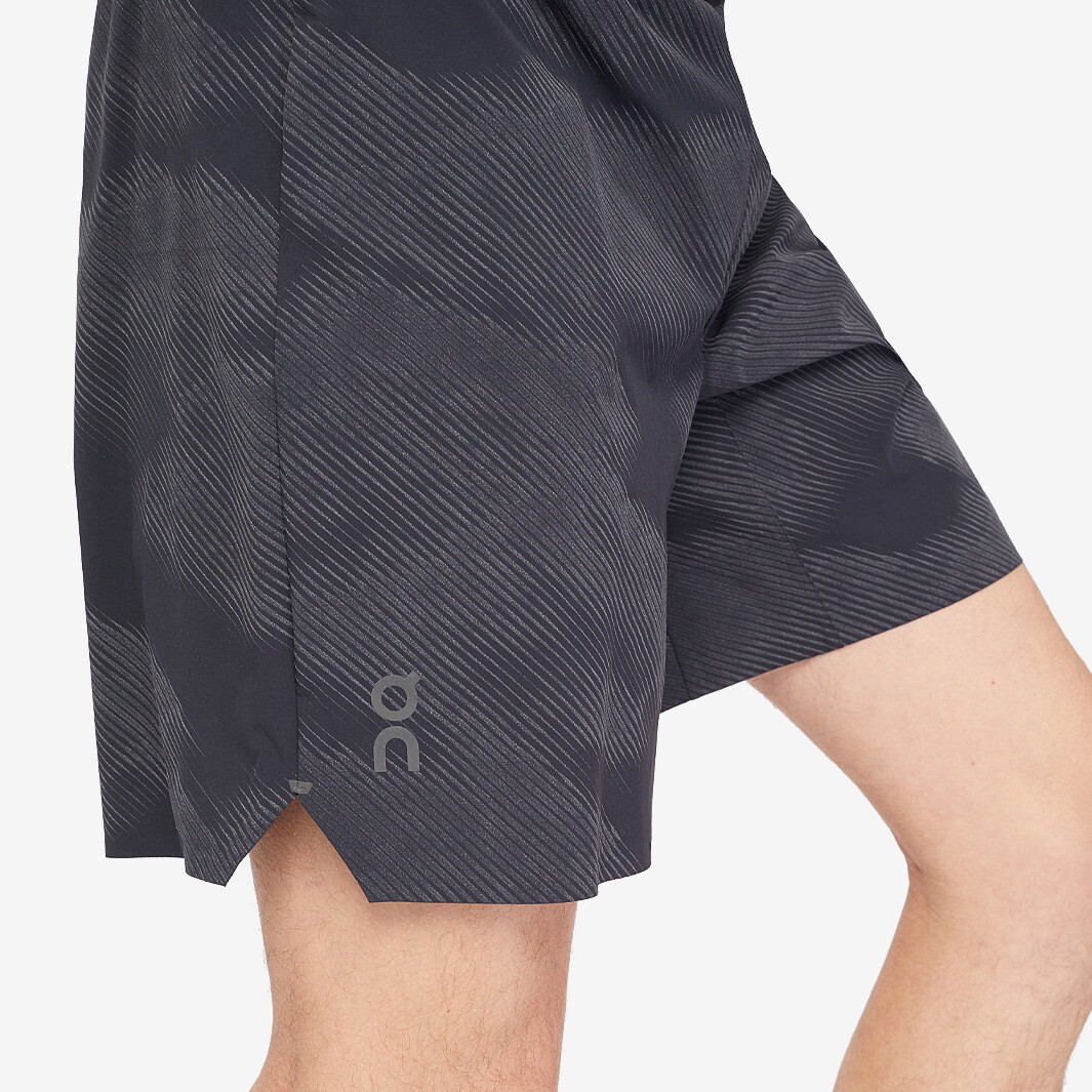 On Running Lightweight Shorts Lumos 【美品】 On Lightweight Shorts Lumos - Black - Mens Clothing | Pro