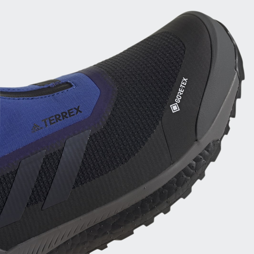 adidas Terrex Free Hiker COLD.RDY Hiking Boots Core Black / Black Blue Met. / Bold Blue Mens Shoes
