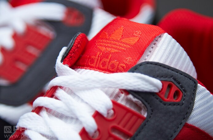 八 Mens Shoes - adidas Originals ZX 8000 - Running White