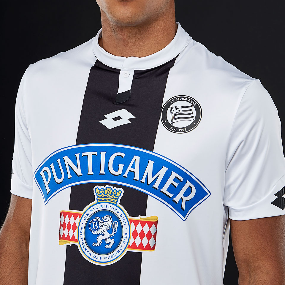 Sortie Des Maillots Domicile Et Extérieur De Sturm Graz 24-25 Pour La Ligue Des Champions