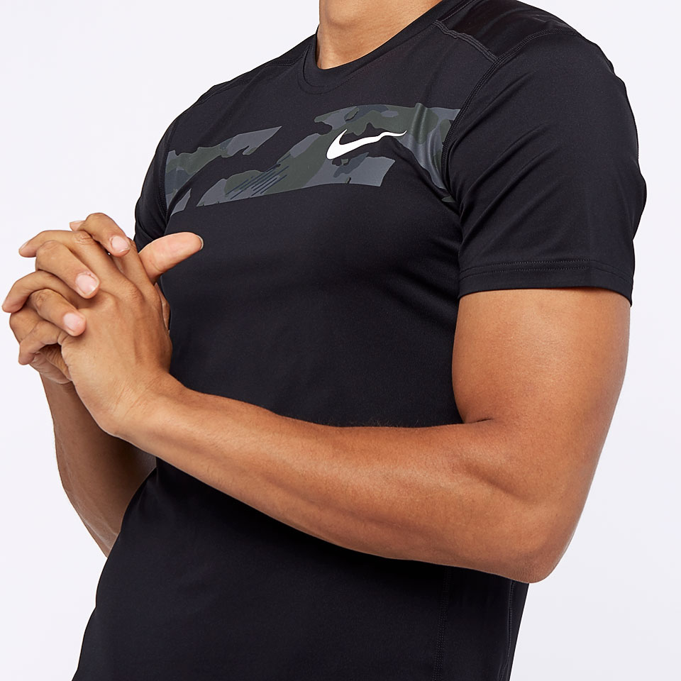 nike camo base layer