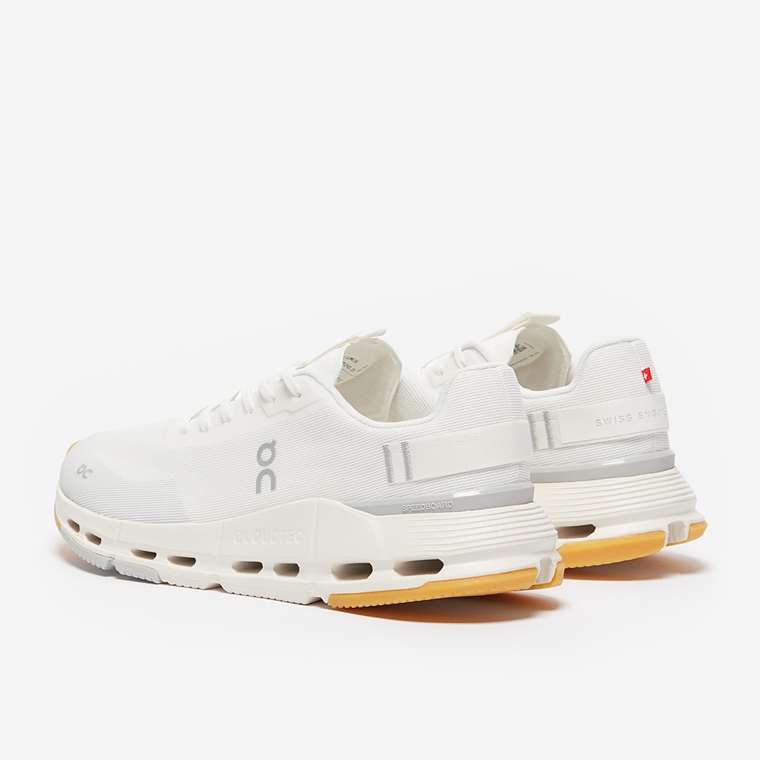 On Cloudnova Form White/Ivory Trainers Mens Shoes