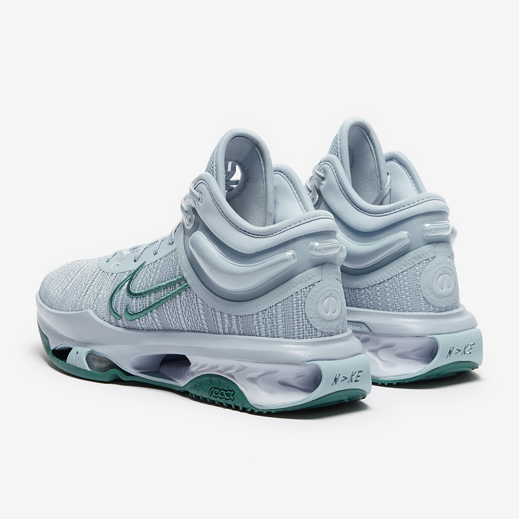 inri nike
