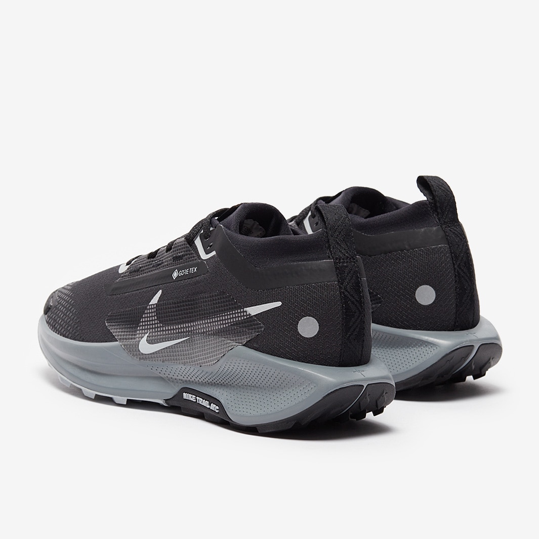 nike women's size 7 in mens