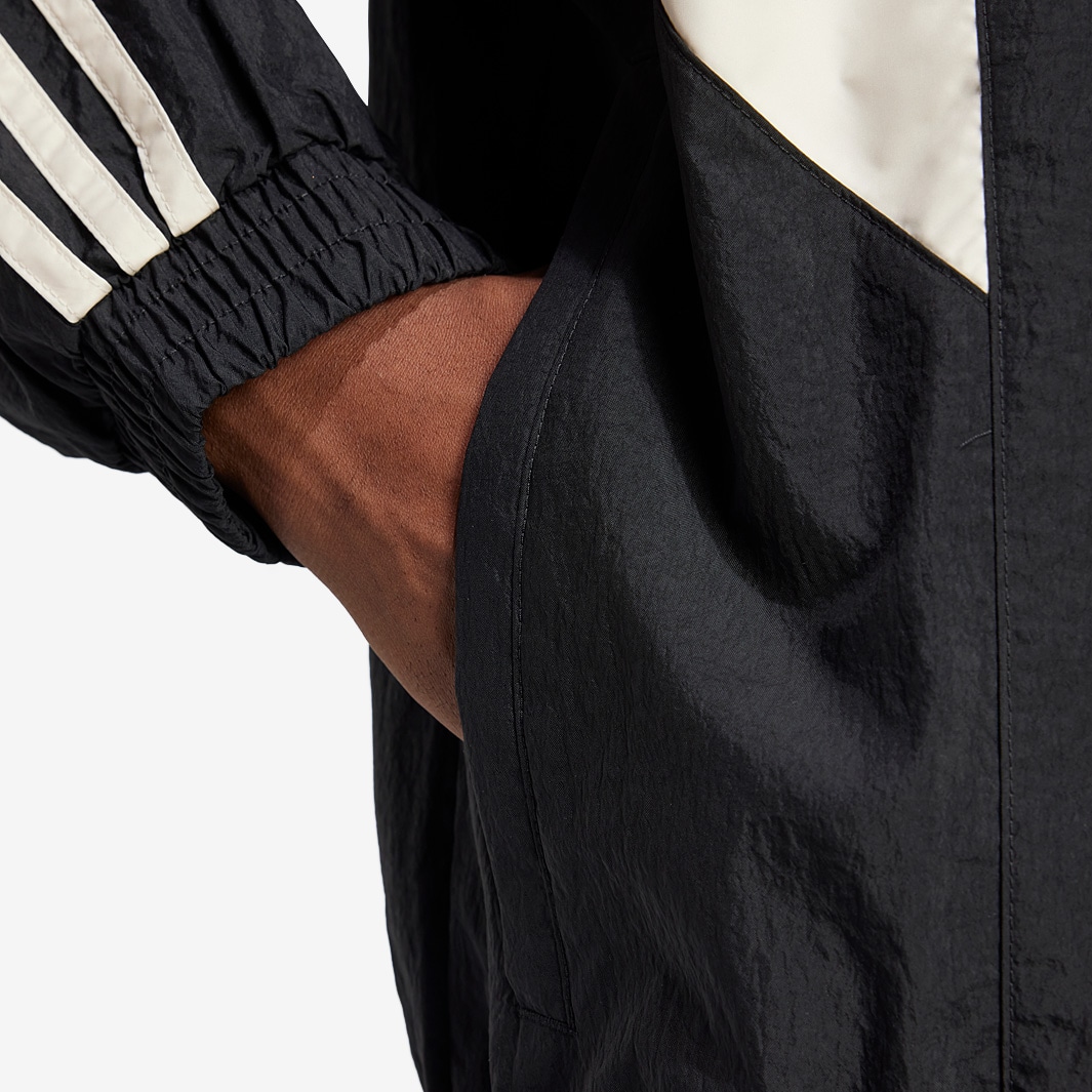 adidas XL ブラック/レッド　マンチェスターユナイテッド トラックトップ マンチェスターユナイテッド オリジナルス トラックトップ