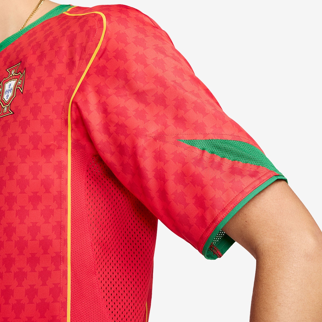 Nike Portugal 2004 Re-Issue SS Jersey