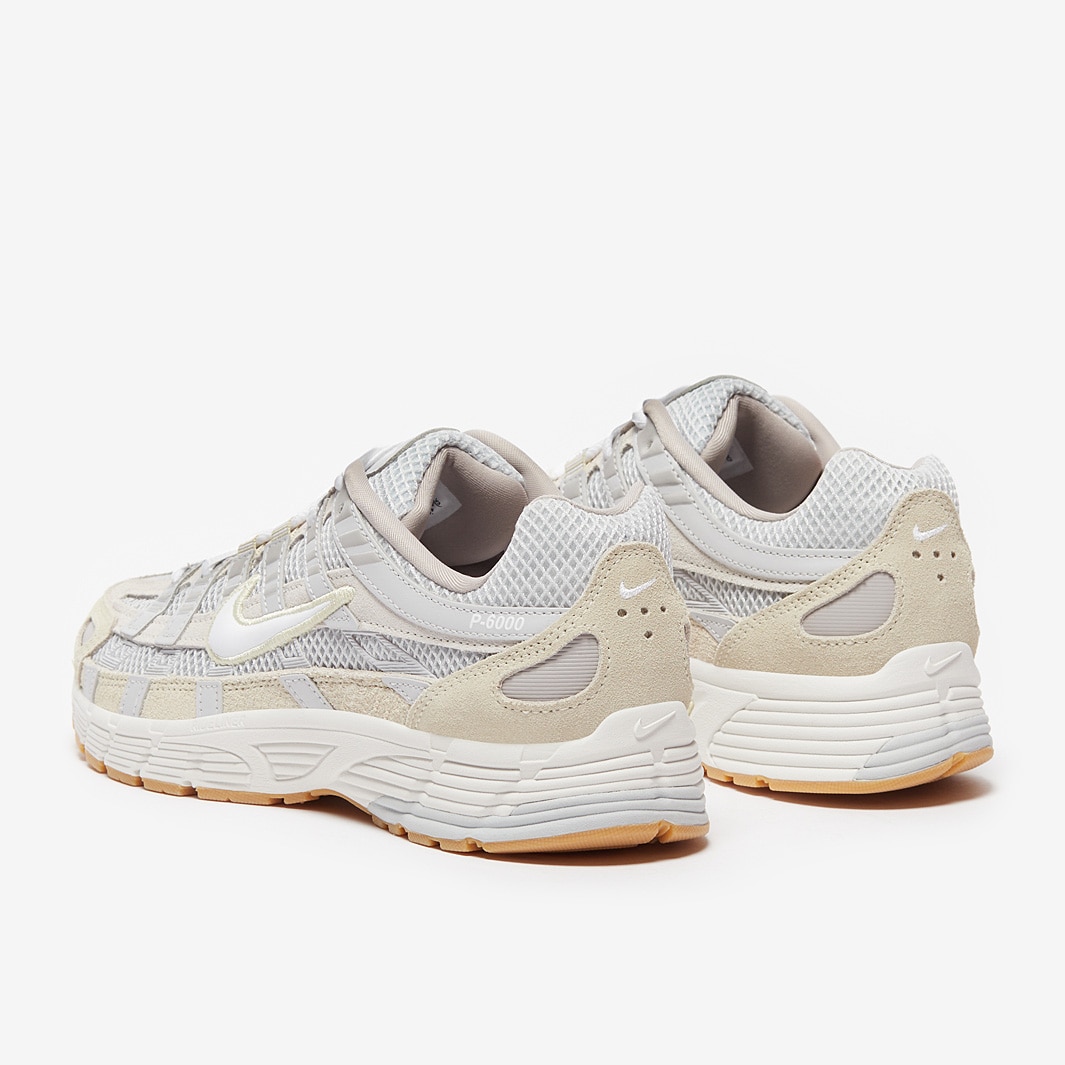 ★NIKE★ P6000 W Photon Dust Light Khaki Phantom White HV431 Nike Wmns P-6000 Sneaker » jetzt online kaufen!