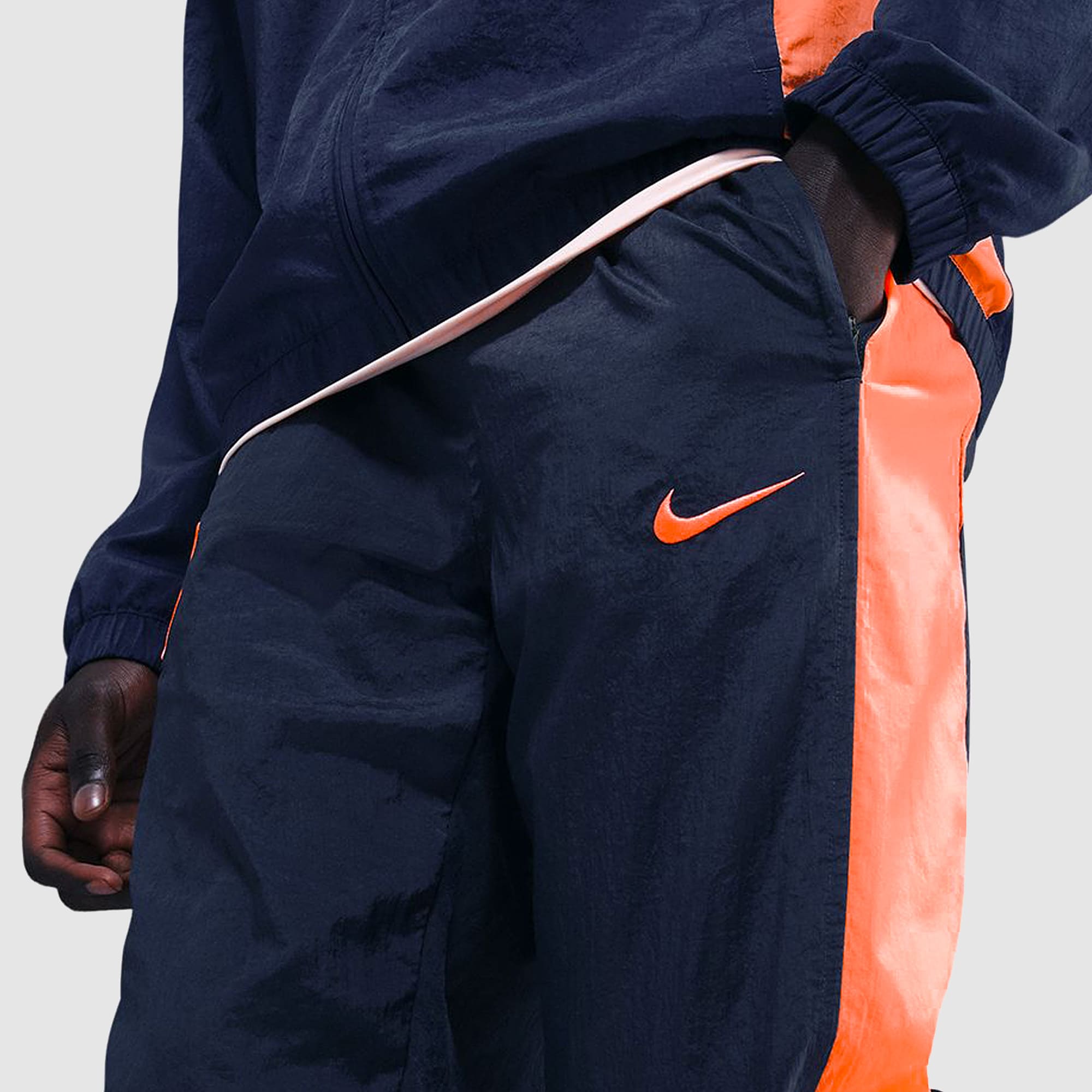 Nike FC Barcelona 25/26 Total 90 Woven Third Track Pants