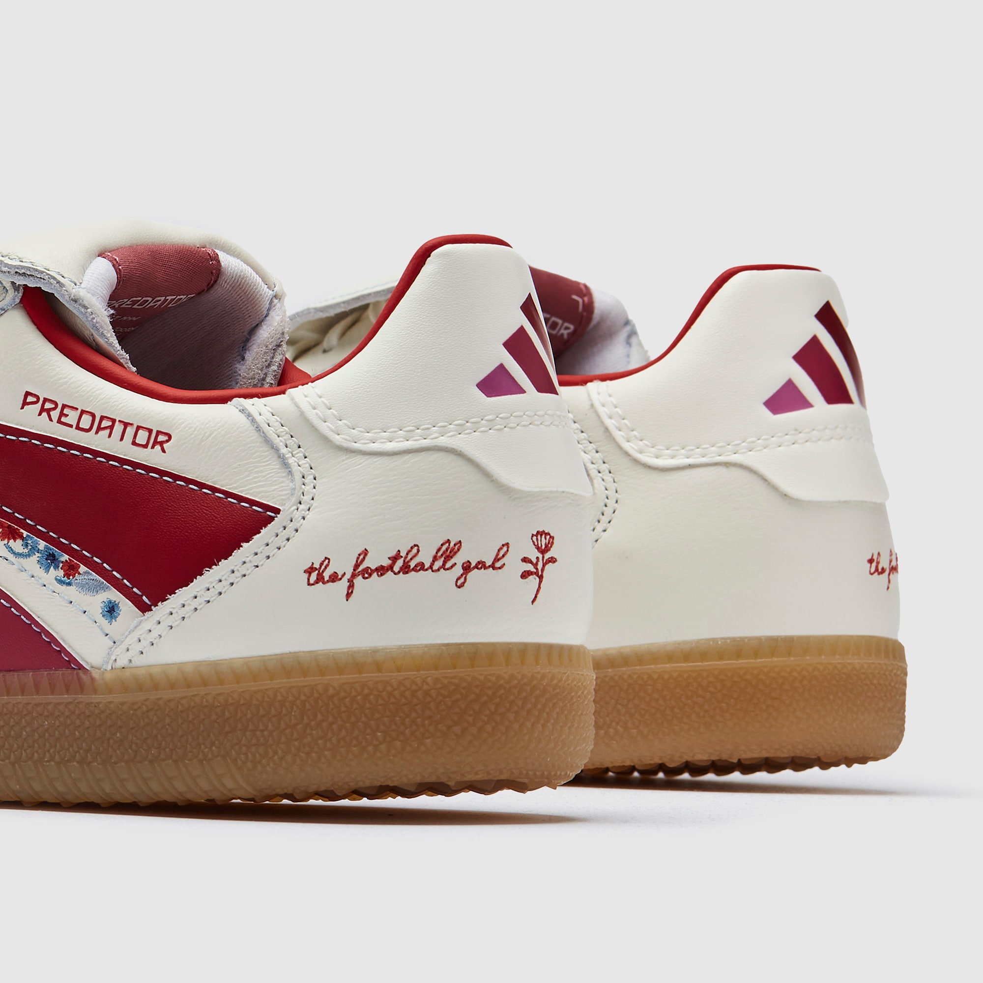 プレデター FREESTYLE TFG SIZE 25.5 adidas Predator x TFG Freestyle - Off White/Easy Pink/Pure Ruby