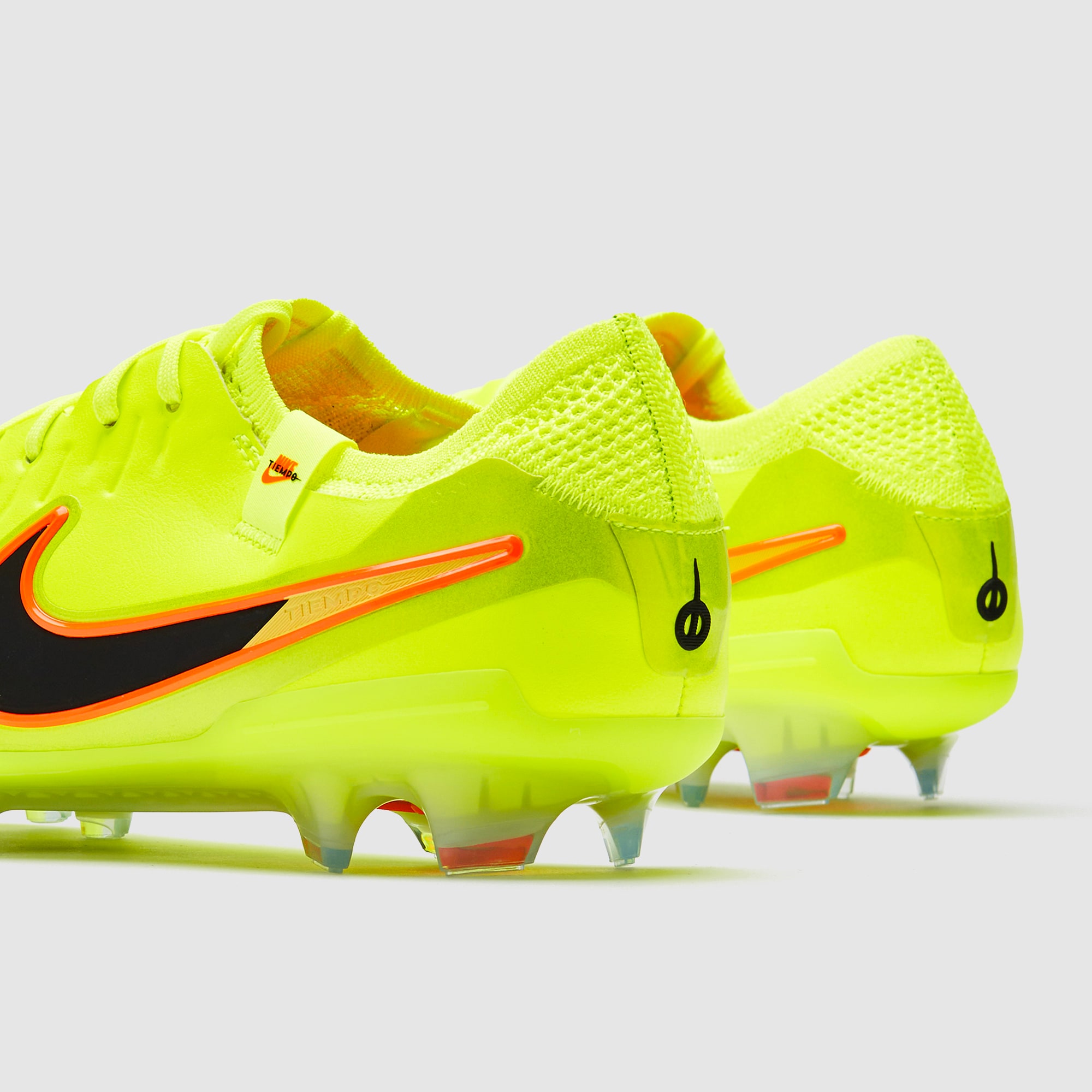 Nike Tiempo Legend 9 Elite FG 蛍光イエロー Nike Tiempo Legend X Elite Firm Ground - Volt/Black - Adult Cleats |