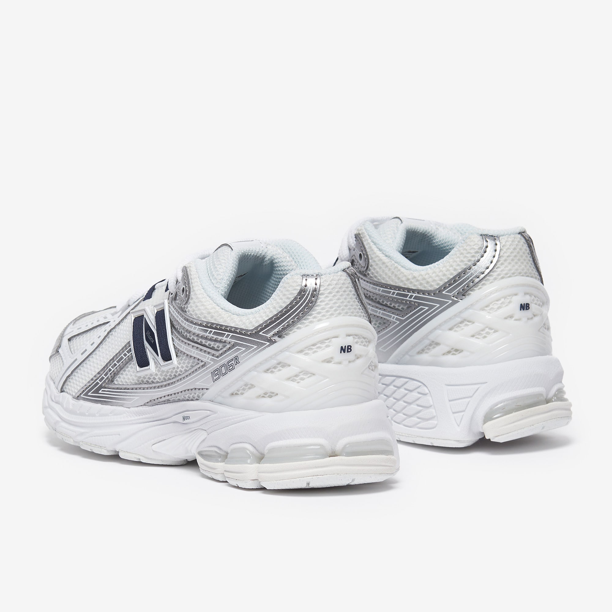 New Balance Older Kids 1906 (GS) - White - Trainers - Boys