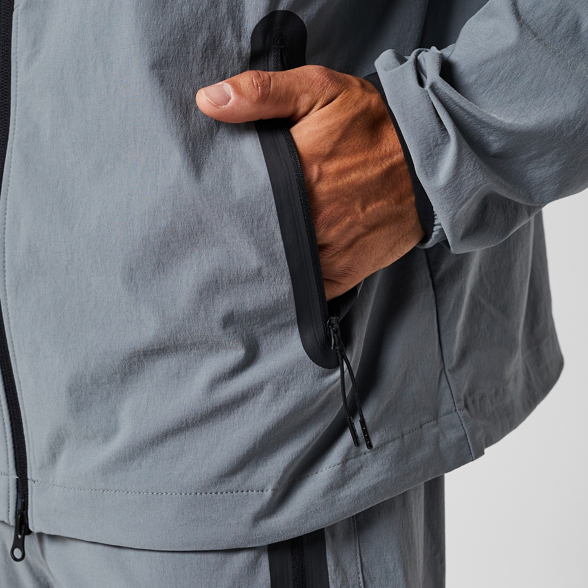 Nike FC Barcelona 25/26 Tech Fleece Woven Windrunner FZ Jacket