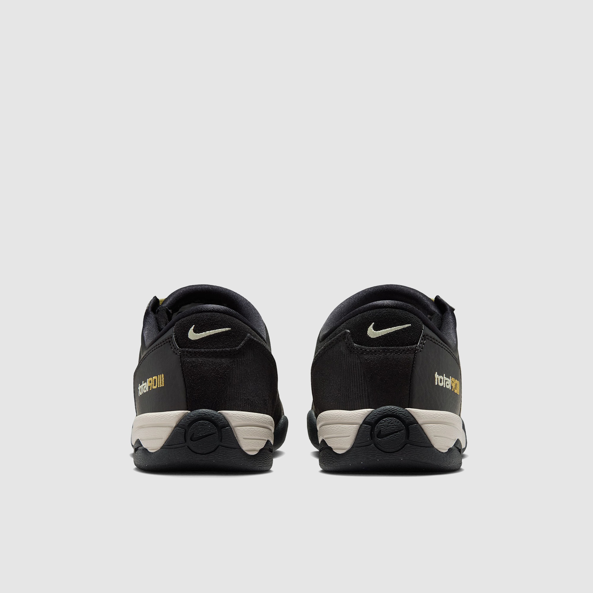 Nike Sportswear T-90 - Black/Coconut Milk/Metallic Gold - Trainers