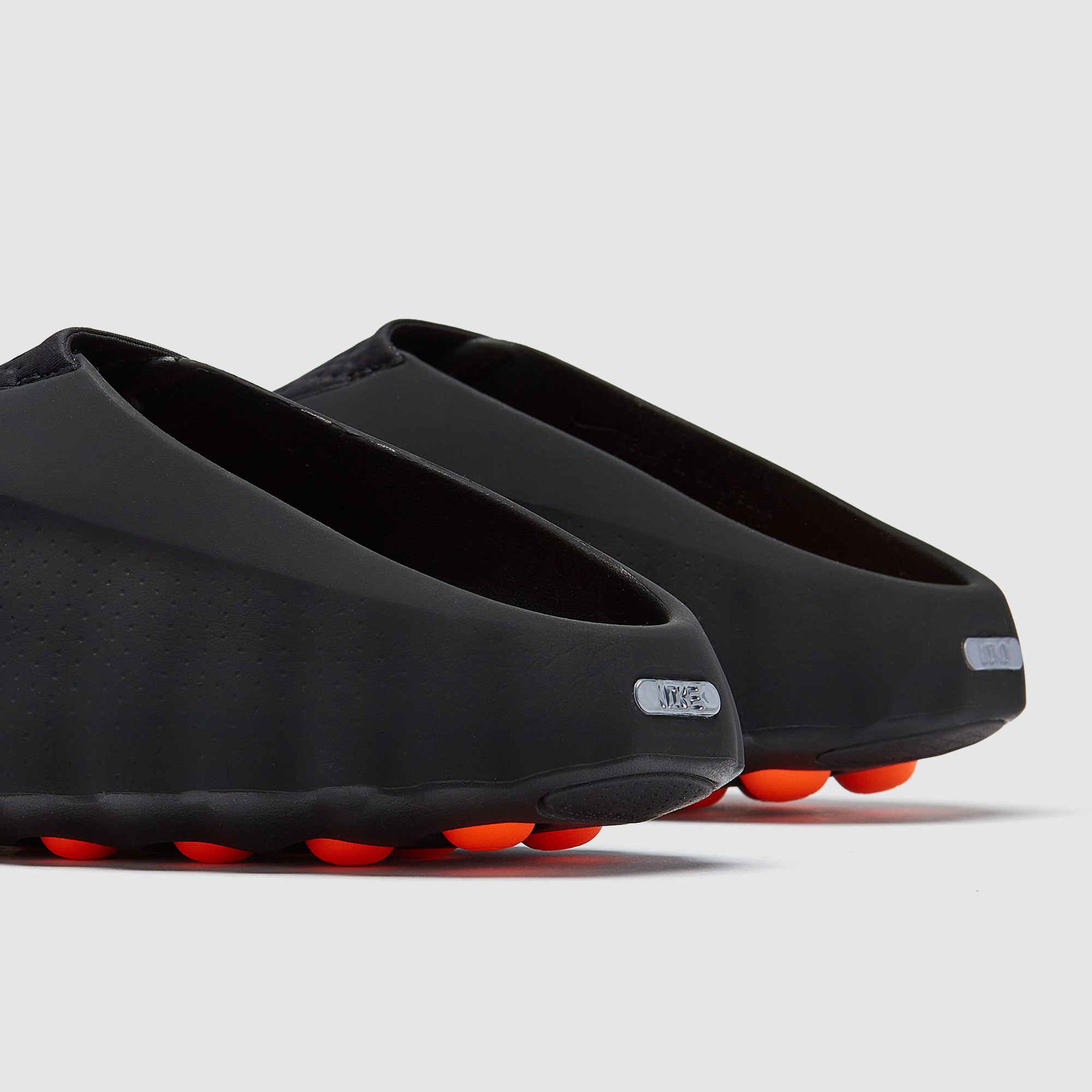 Nike Mind 001 Mules 