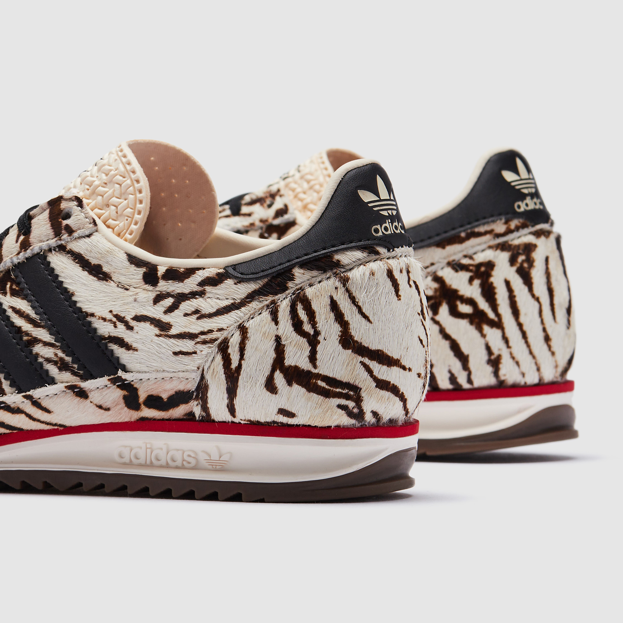 adidas Originals Womens SL72 OG - Off White/Core Black/Better Scarlet -  Trainers - Womens Shoes | Pro:Direct Soccer