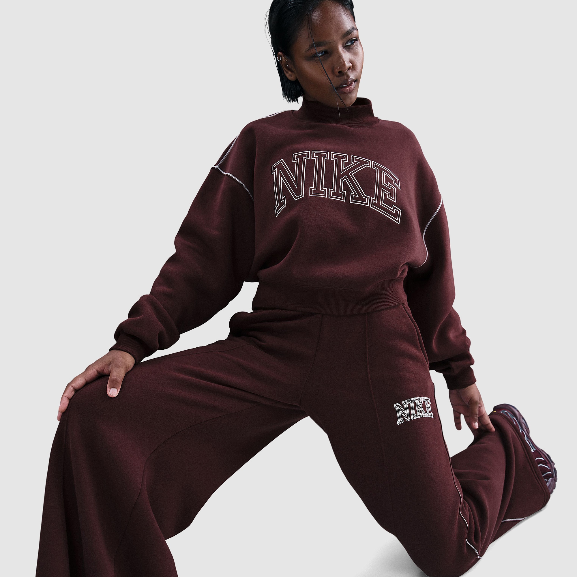 nike tracksuit womens burgundy