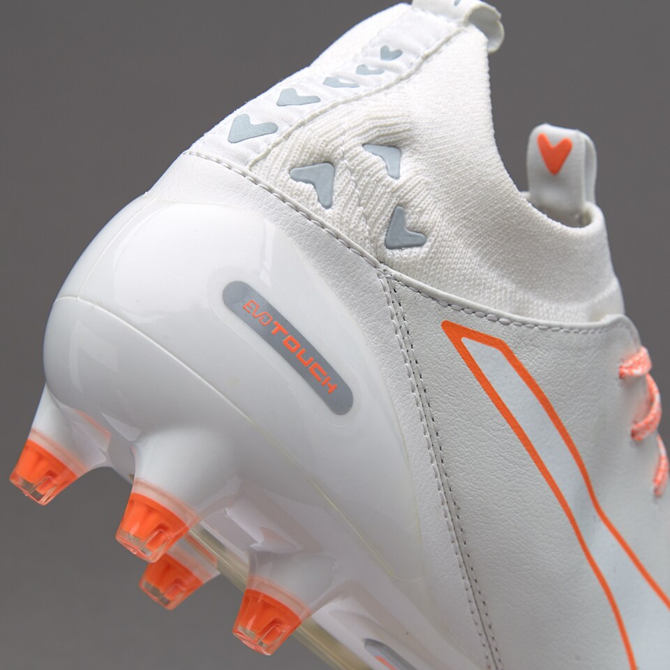 PUMA evoTOUCH Pro FG PUMA White/PUMA White/Shocking Orange Mens