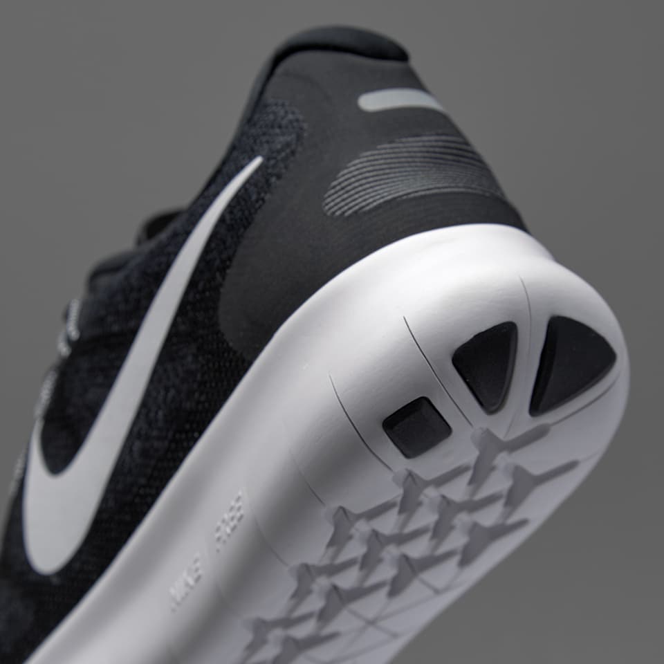black nike free rn 2017