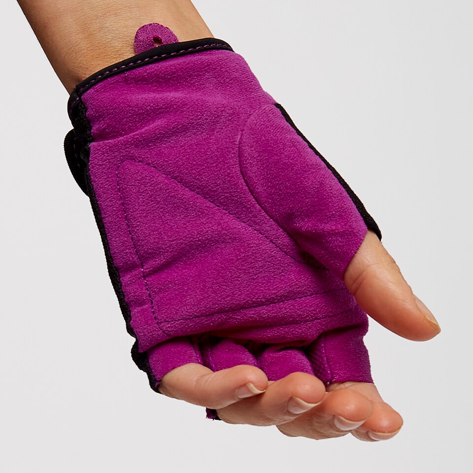 nike fundamental training gloves ladies