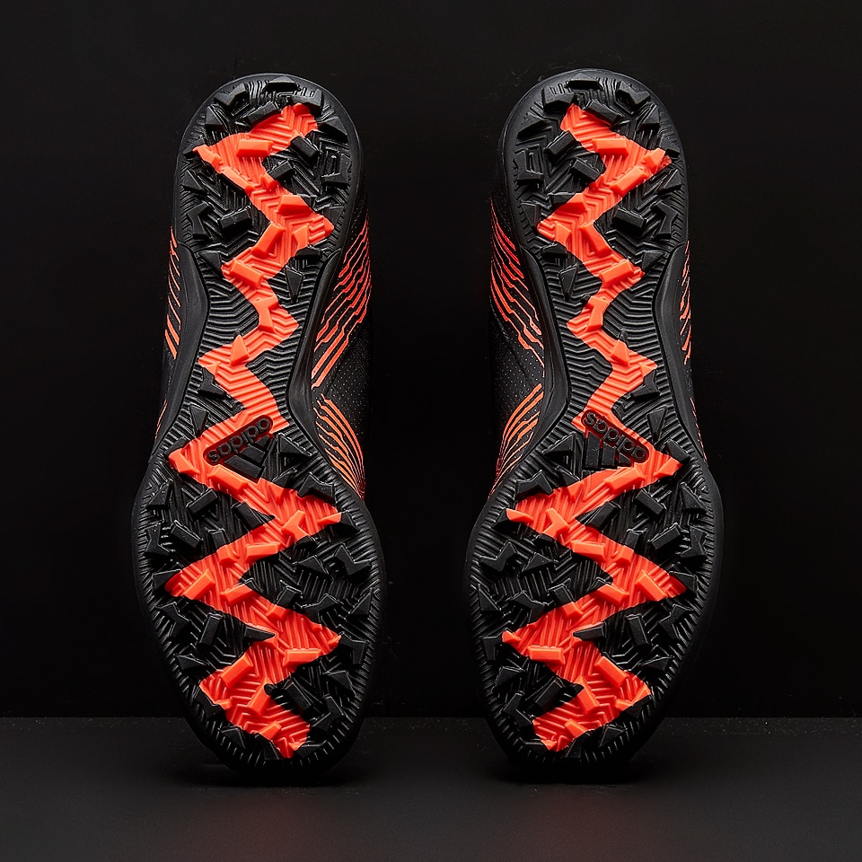 ネメシス タンゴ 17+ TF(ブラック×レッド) adidas Nemeziz Tango 17.3 TF - Mens Boots - Turf Trainer