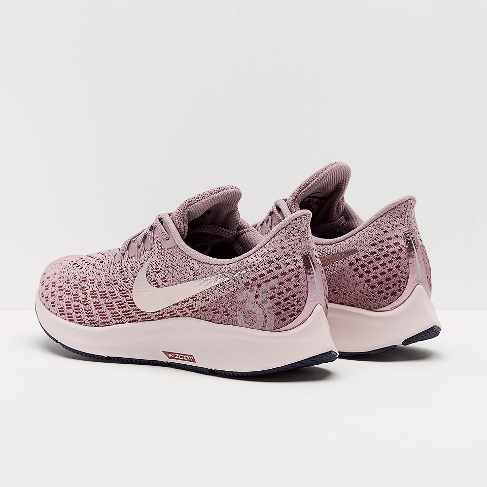 Zapatillas de correr para mujer Nike Air Zoom 35 para mujer - Rosa/Vino - 942855-601 | Pro:Direct Soccer