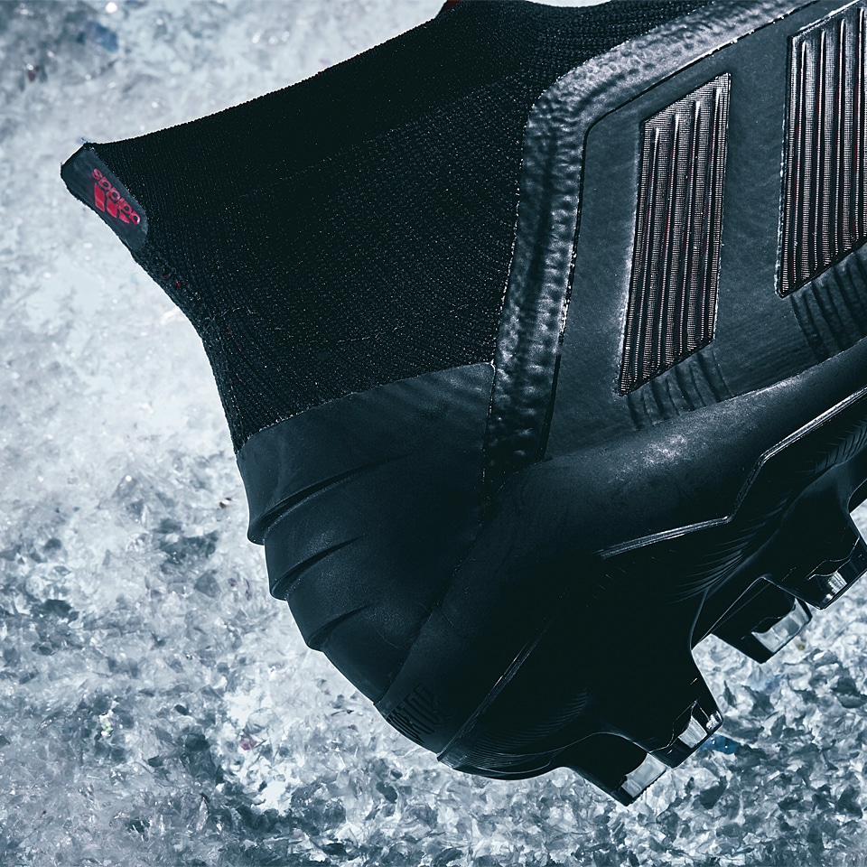 アディダス Predator FG27cmシューズ ブラック/レッド adidas Predator 19+ FG - Core Black/Active Red - Firm Ground