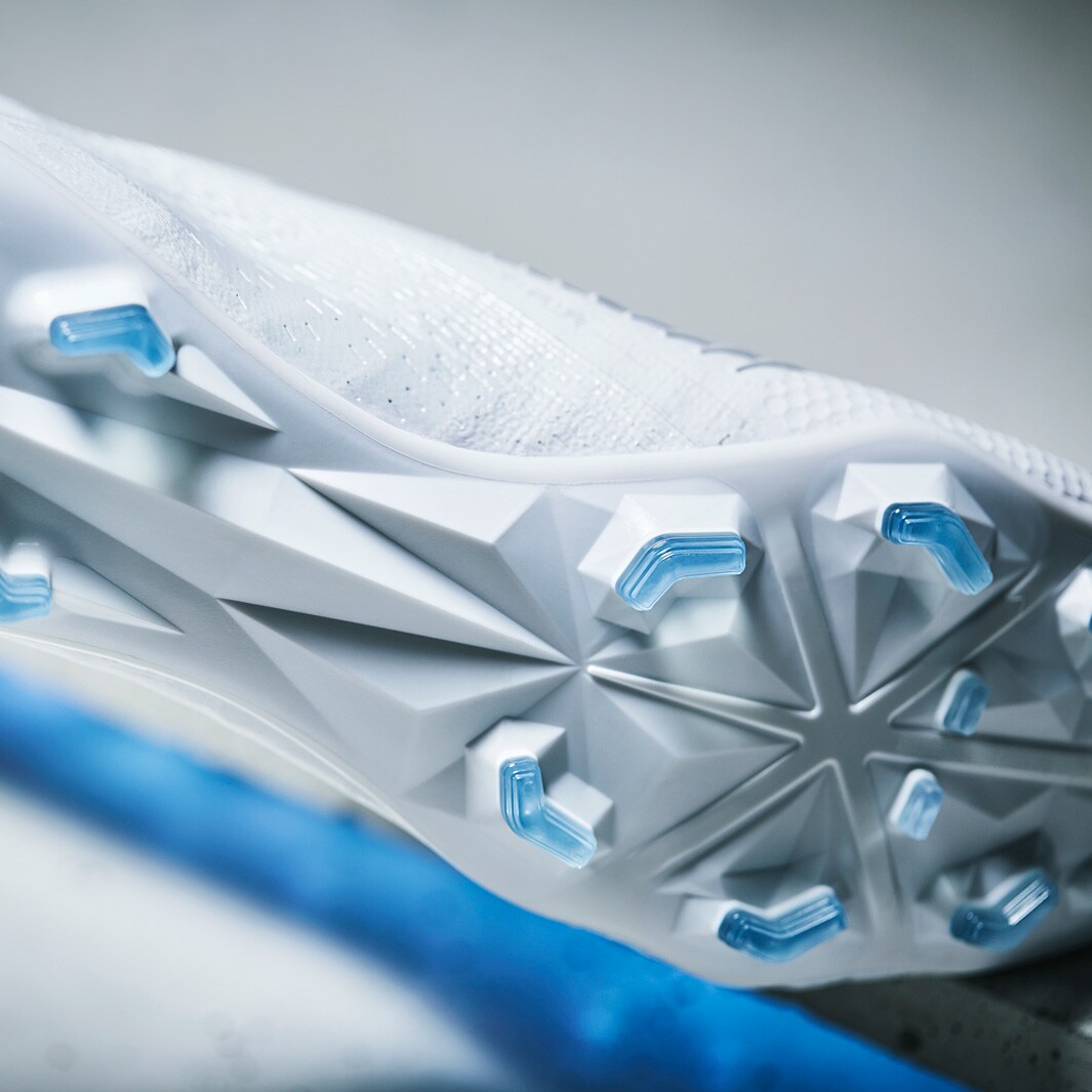 Nike Phantom VNM Elite FG - White/Metallic Platinum - Firm Ground