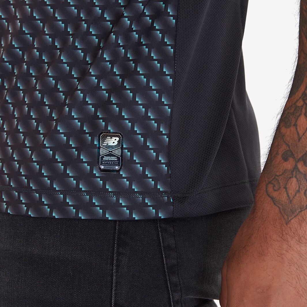 New Balance Liverpool FC 19/20 3rd SS Jersey - Black New Balance Liverpool FC 19/20 3rd SS Jersey - Black