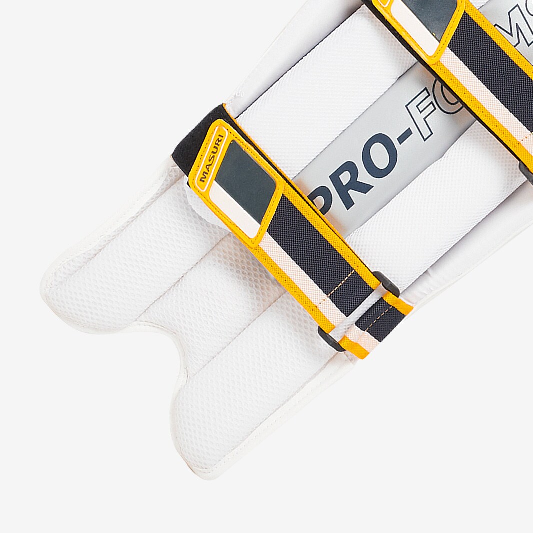 Masuri C Line Wicket Keeping Pads White/ Navy Wicket Keeping Equipment