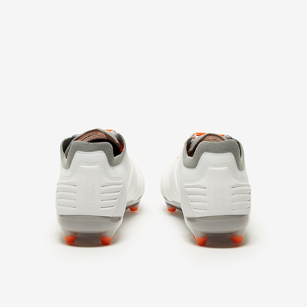 Chuteira de Campo Umbro Tocco Pro Fg - Adulto
