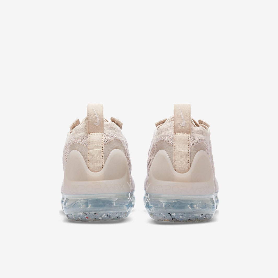 nike women's air vapormax 2021 flyknit shoes