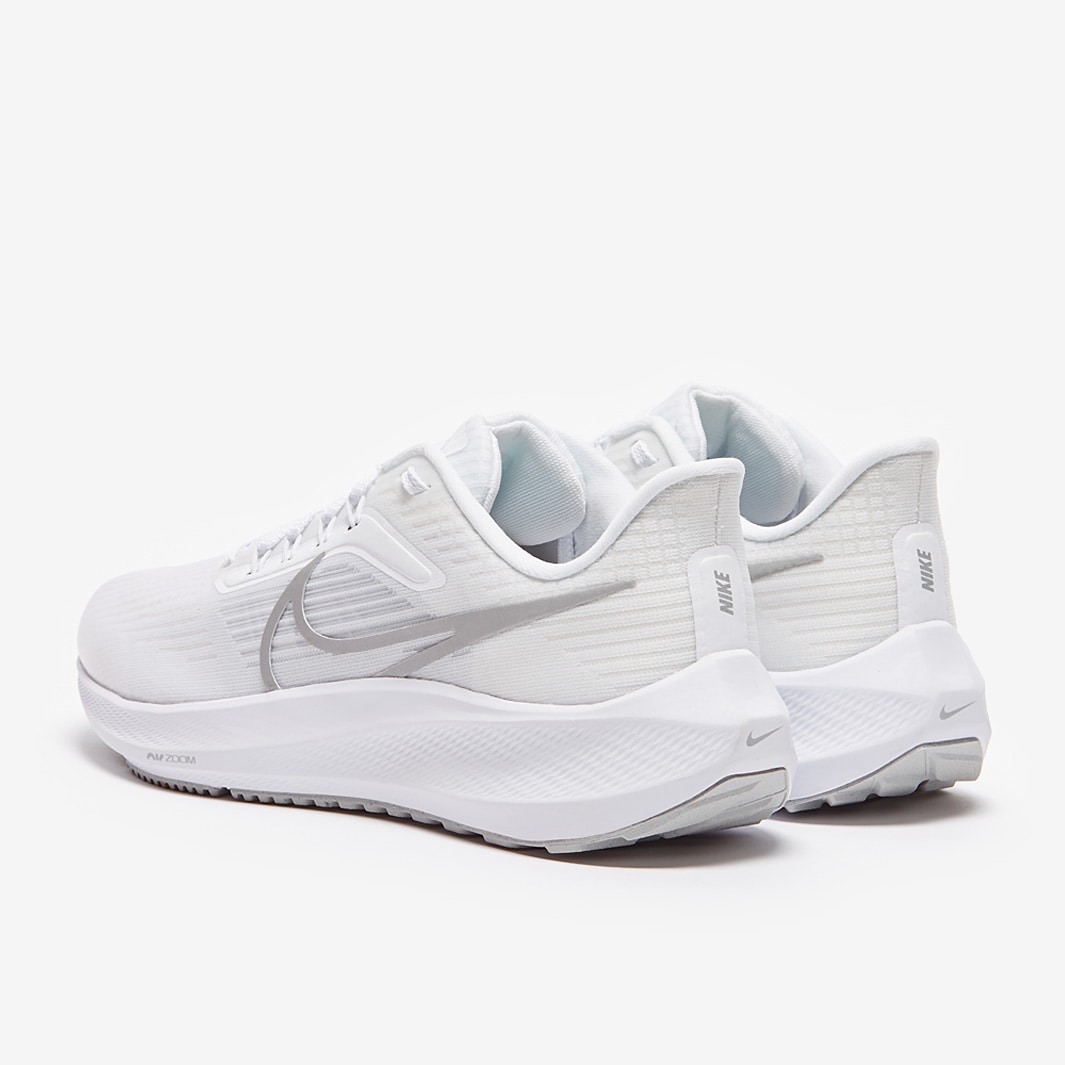 Nike air store pegasus white