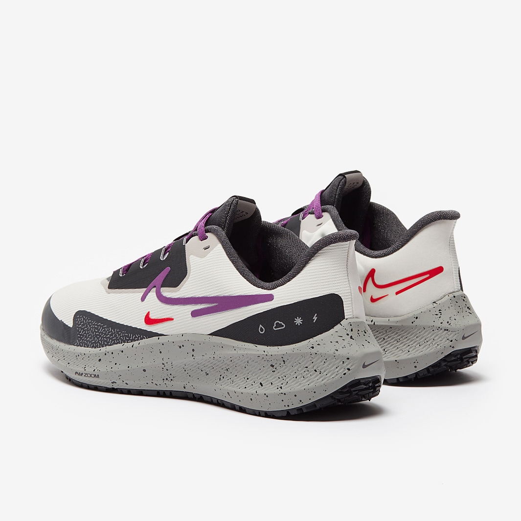 Nike Womens Air Zoom Pegasus 39 Shield Light Bone/Vivid Purple